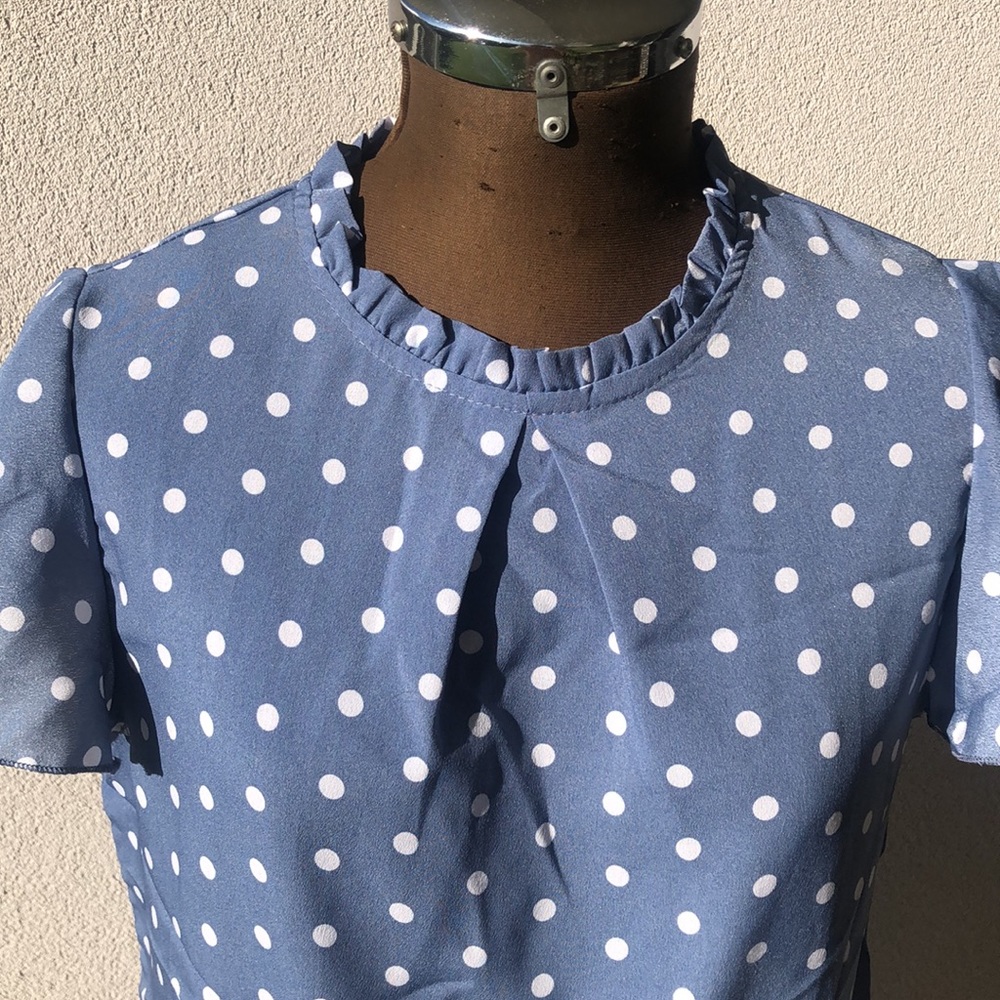 (👚3 for $20) Lightweight blue-grey white polka dot top M- to fit size 10 shein - Picture 2 of 5